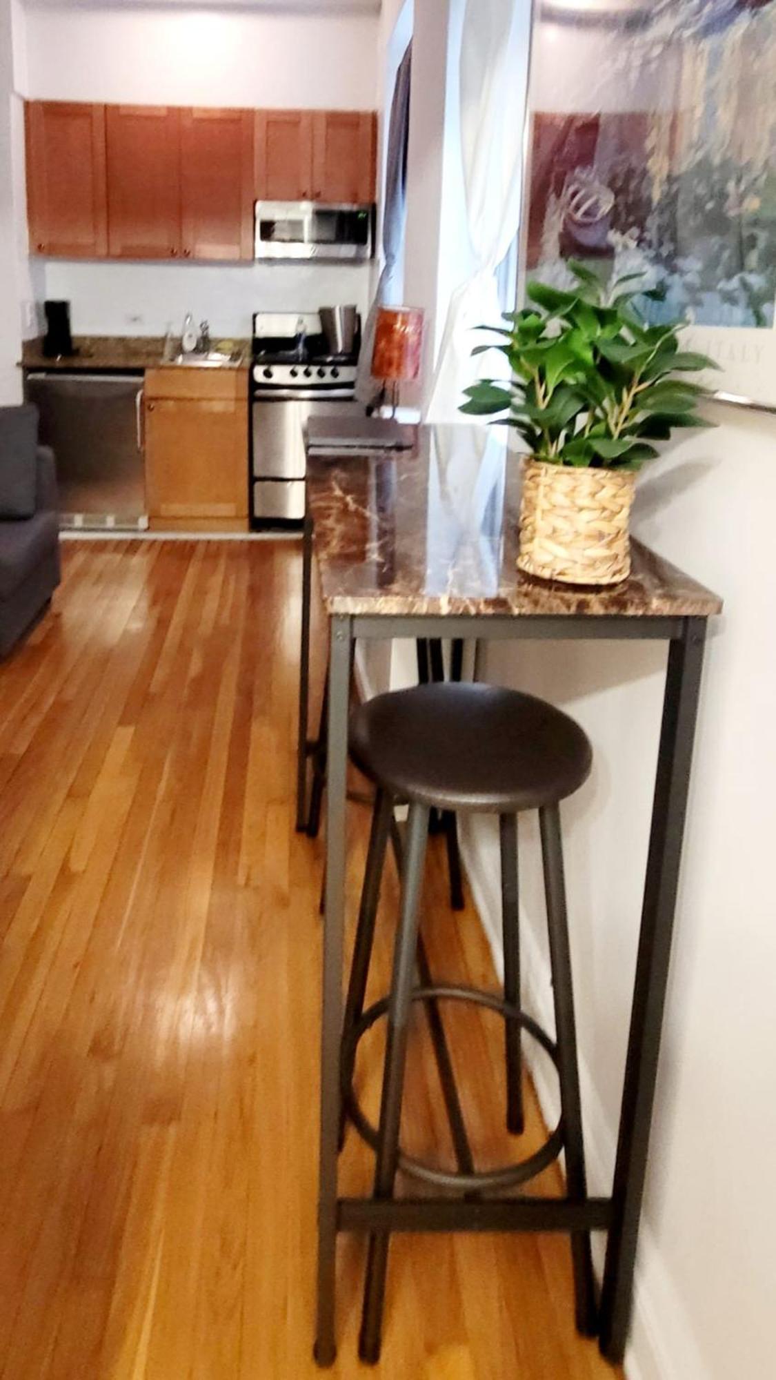 Upper East Side 2 Bedrooms Gem New York Eksteriør billede